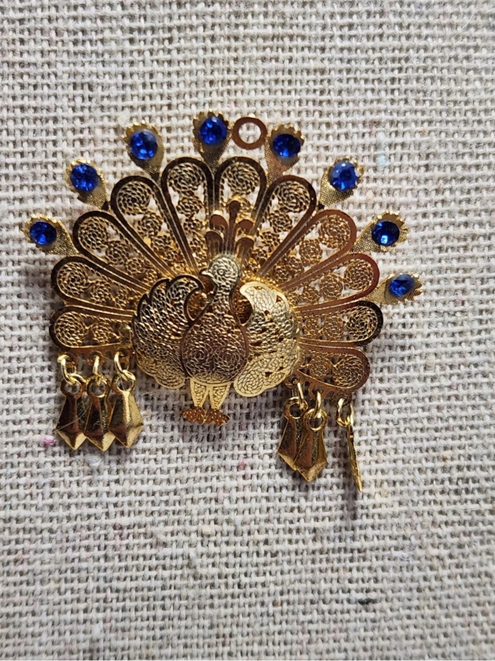 Vintage Gold Tone Filigree Peacock Brooch Pin Blue Rhinestones Dangle Charms